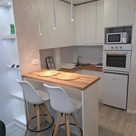 Arena New By Magenta Apartment *